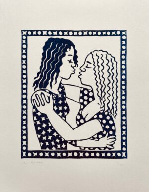 Kissing Women